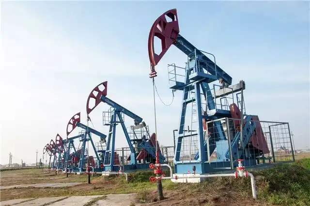 Россия расширяет нефтедобычу в составе ОПЕК+ на 62 тысячи баррелей ежедневно