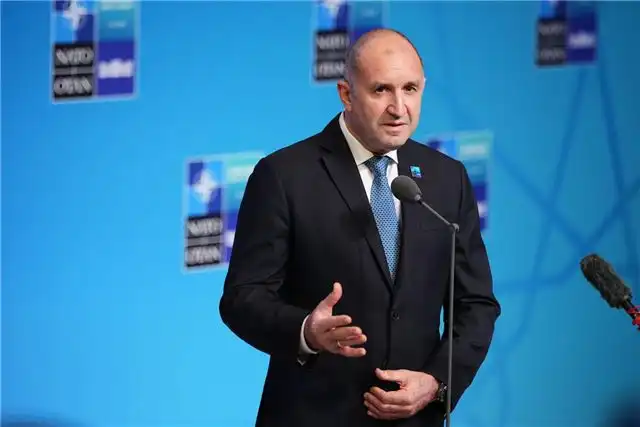 Внимание ЕС к премьеру Болгарии Радеву на фоне конфликта в Украине