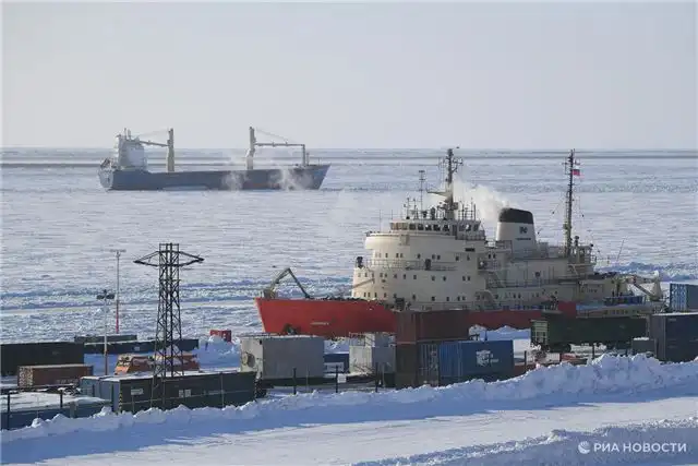 Новаторский подход ученых для точного измерения загрязнения от морского транспорта