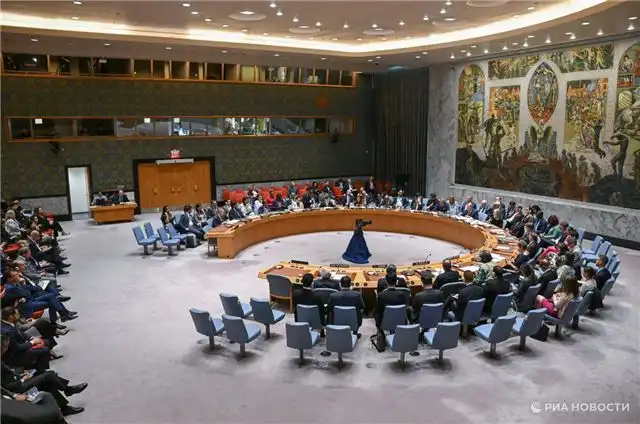 На неофициальной встрече СБ ООН по Украине, созванной Россией, неожида...