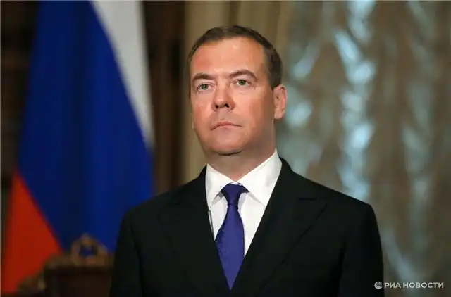Медведев ответил на возможный запрет Каллас на получение шенгенских виз бойцами СВО
