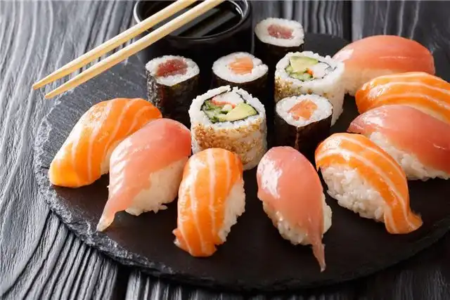 Kura Sushi — гости в среднем наслаждаются десятью тарелками за один визит