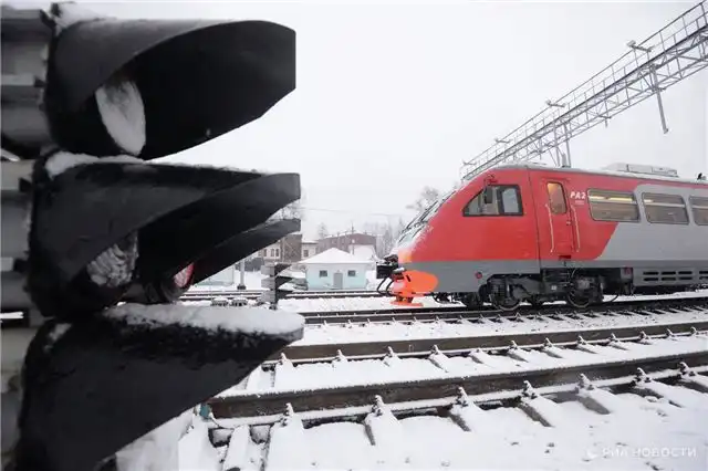 Поезда между Лебзино и Талдомом остановлены из-за сложных погодных условий