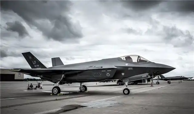 Вашингтон усиливает присутствие в регионе, отправляя F-35 на фоне обос...
