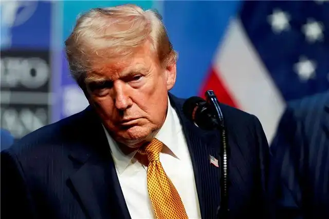 NYP — Трамп намерен заявить о выявлении 278 тысяч не граждан сре...