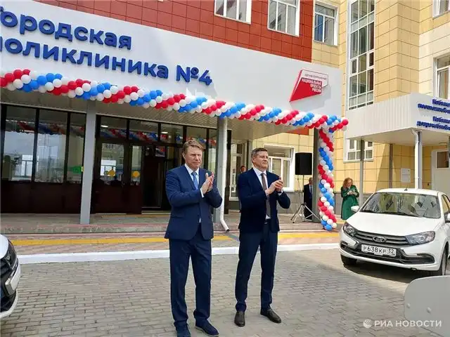 Мурашко посоветовал студентам-медикам совмещать учебу с практической р...