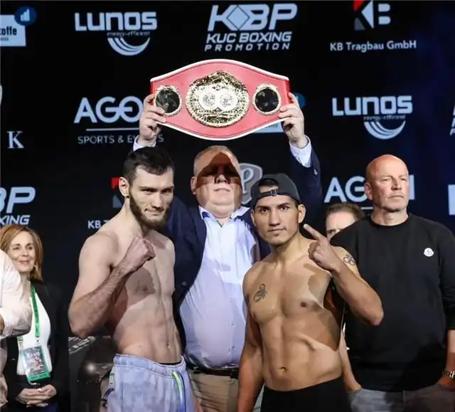 Муртазалиев сразится с Келли за пояс IBF 31 января