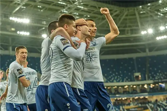 Игроки «Балтики» одержали победу над «Акроном» в спарринге благодаря а...
